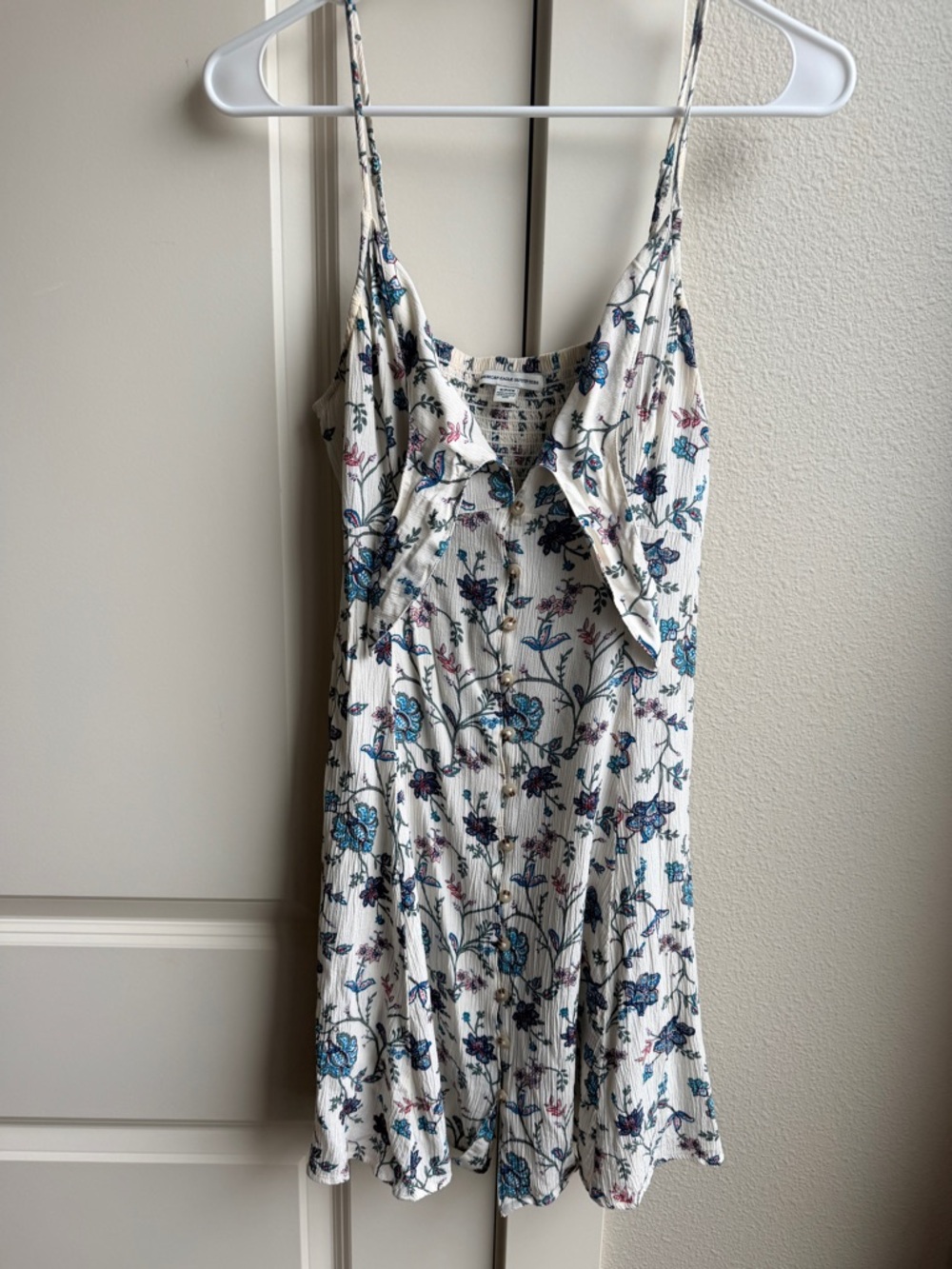 American Eagle Outfitters Cream Button-Front Floral Top with Blue & Pink Print